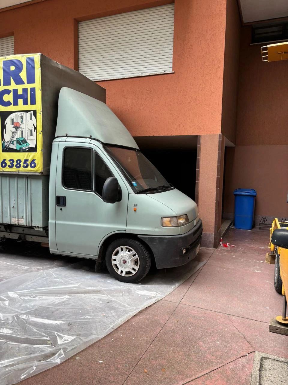 Trasporto mobili pesanti con furgone